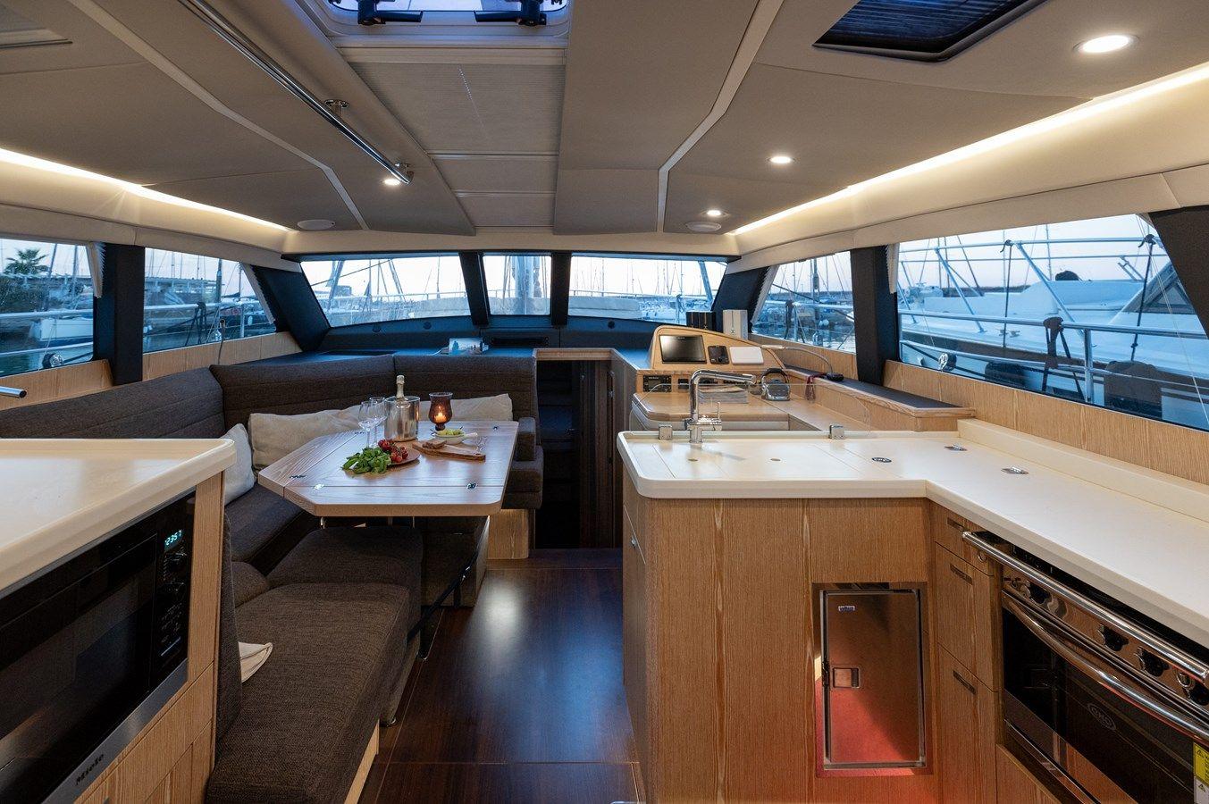 APANI - MOODY yacht sale