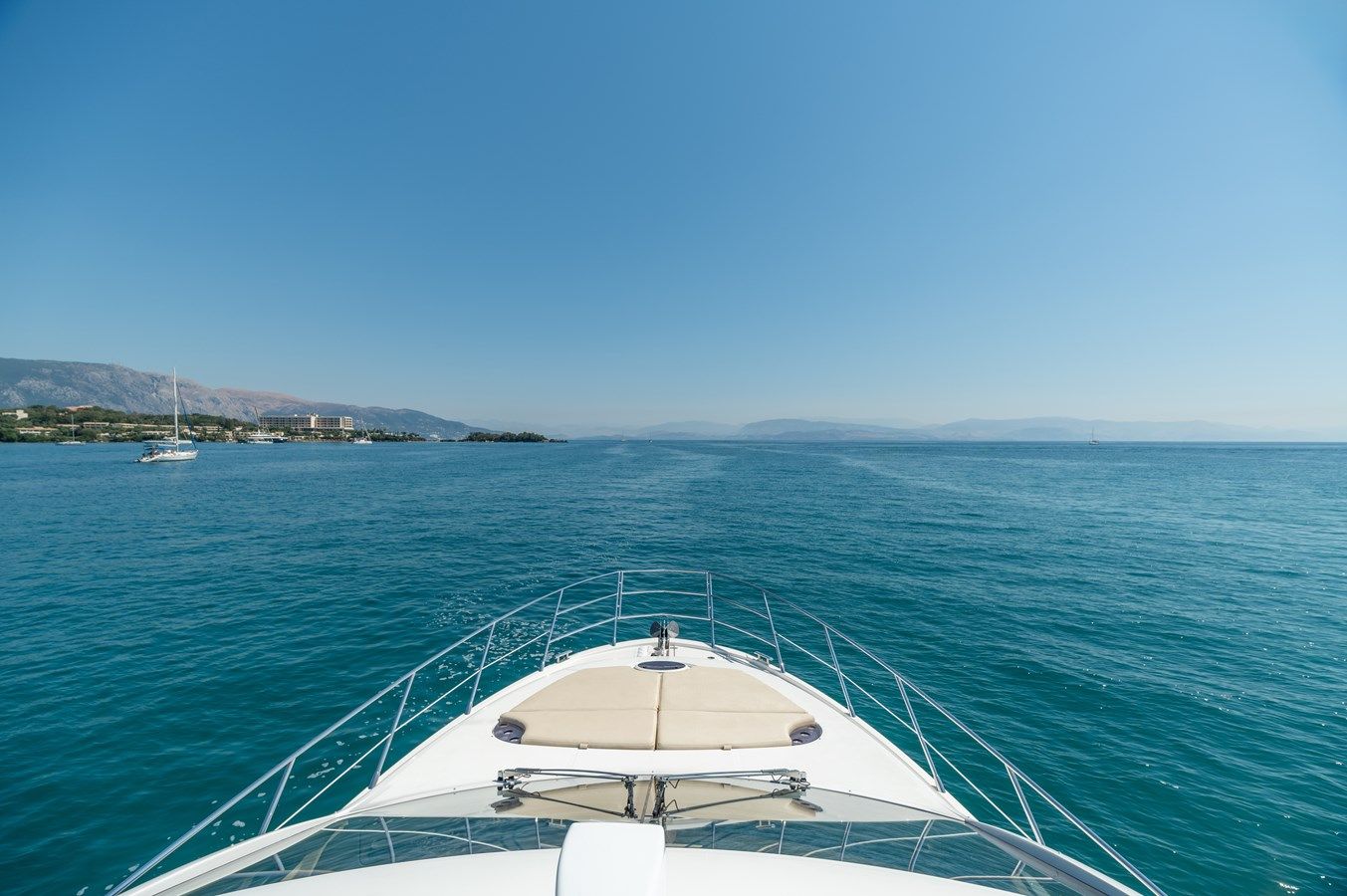 best yacht sales deals A.J Azimut 54