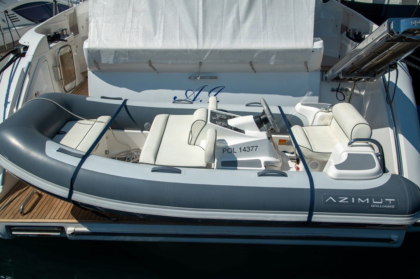 Buy a A.J Azimut 54 at Shestakov Yacht Sales