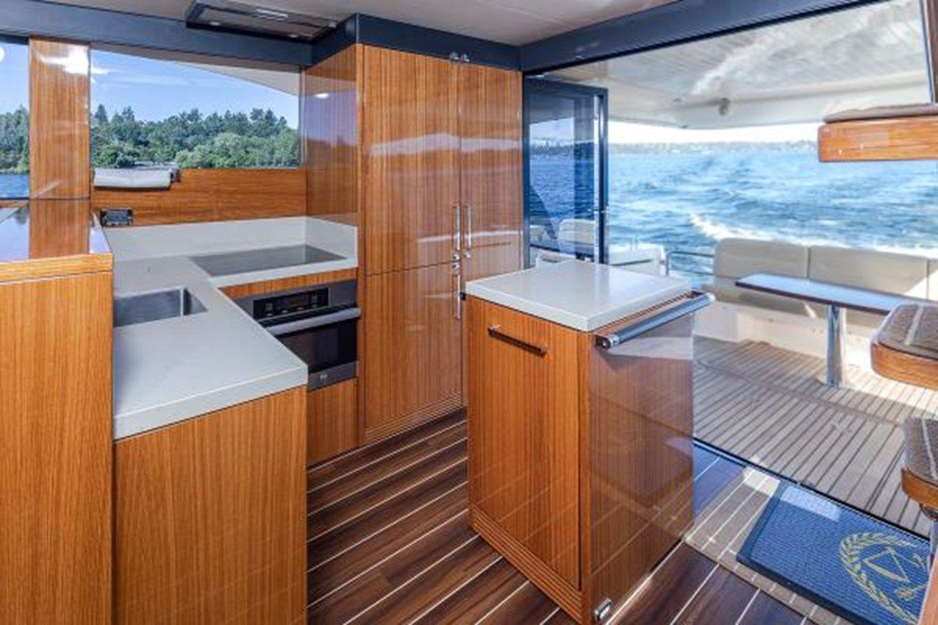 The Courtship - Maritimo