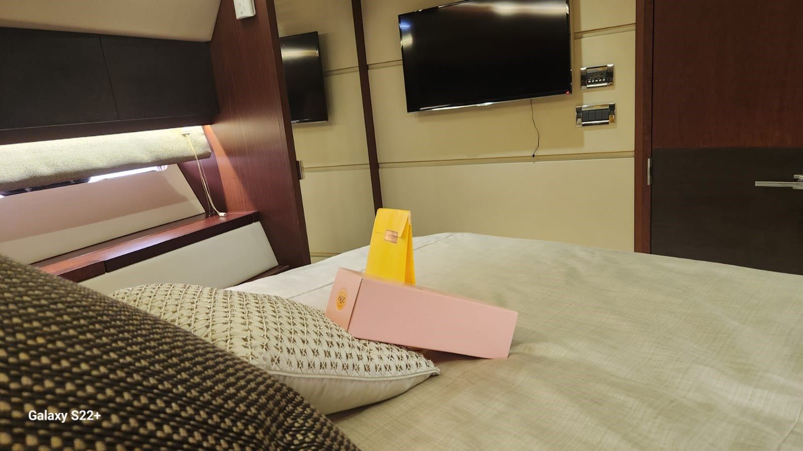 Sea Ray L650 Fly price