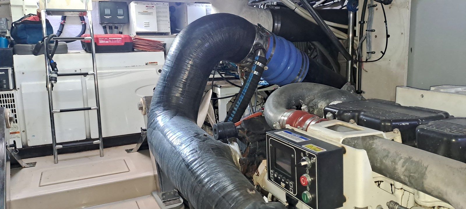 Sea Ray L650 Fly 65 yacht sale