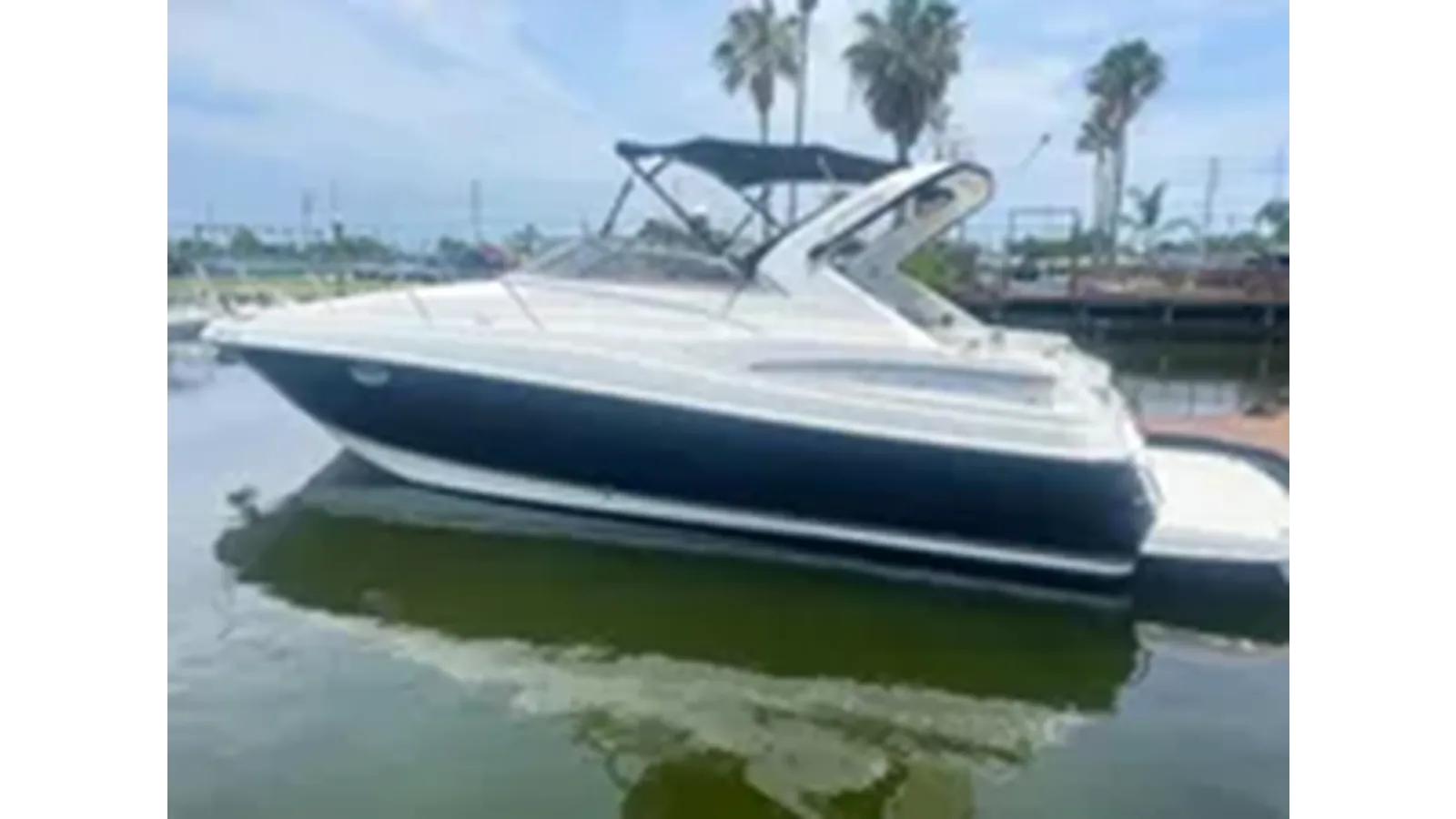 2005 Regal 3560 Commodor - Regal yacht sale