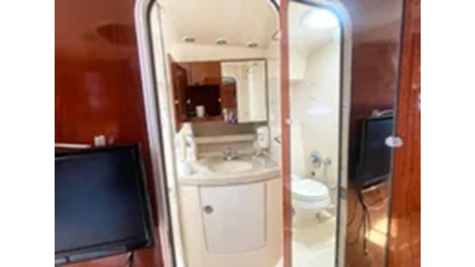 2005 Regal 3560 Commodor - Regal