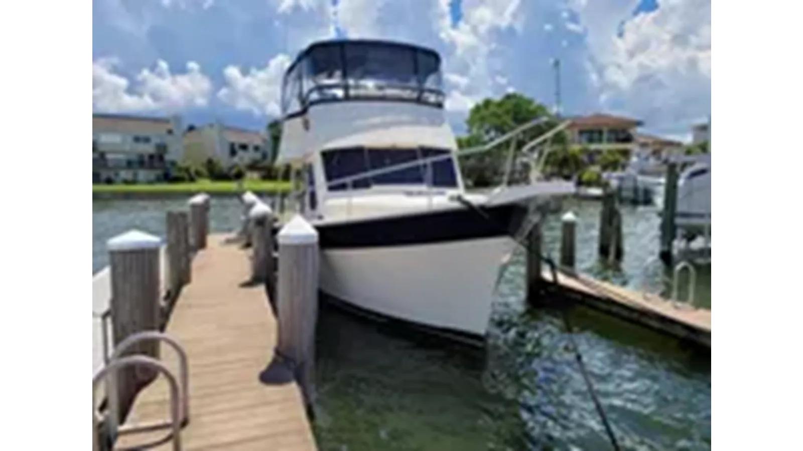 best yacht sales deals 2009 Mainship 34 Trawler - MAINSHIP