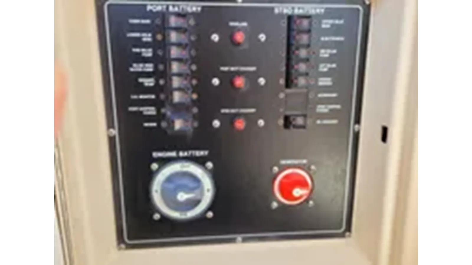 Buy a yacht 2009 Mainship 34 Trawler 34 Trawler