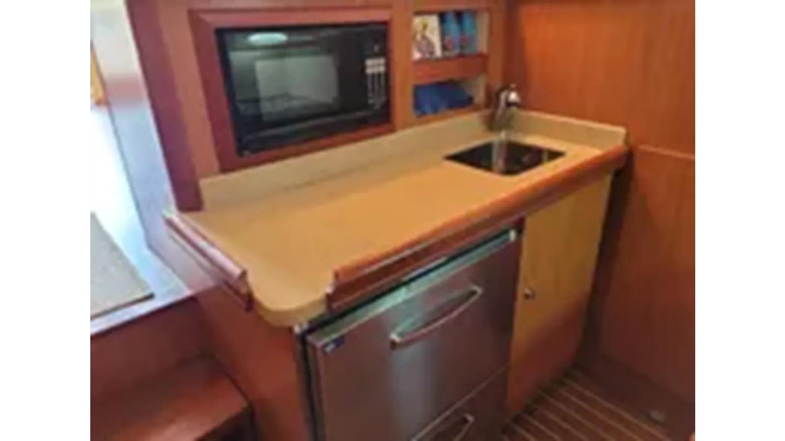 2009 Mainship 34 Trawler - MAINSHIP yacht sale