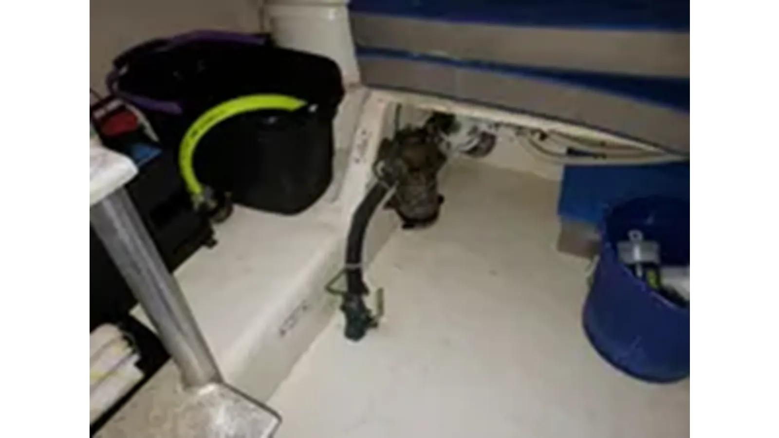 2009 Mainship 34 Trawler 36