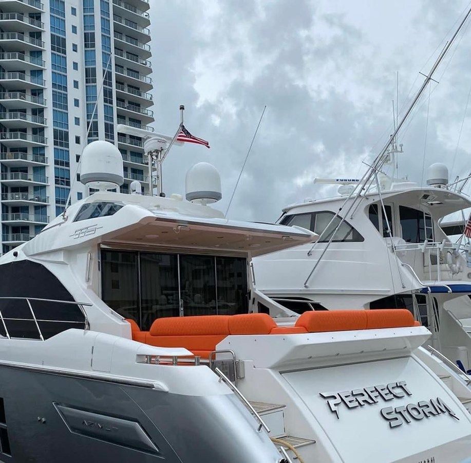 Buy a yacht Perfect Storm - Azimut Yachts