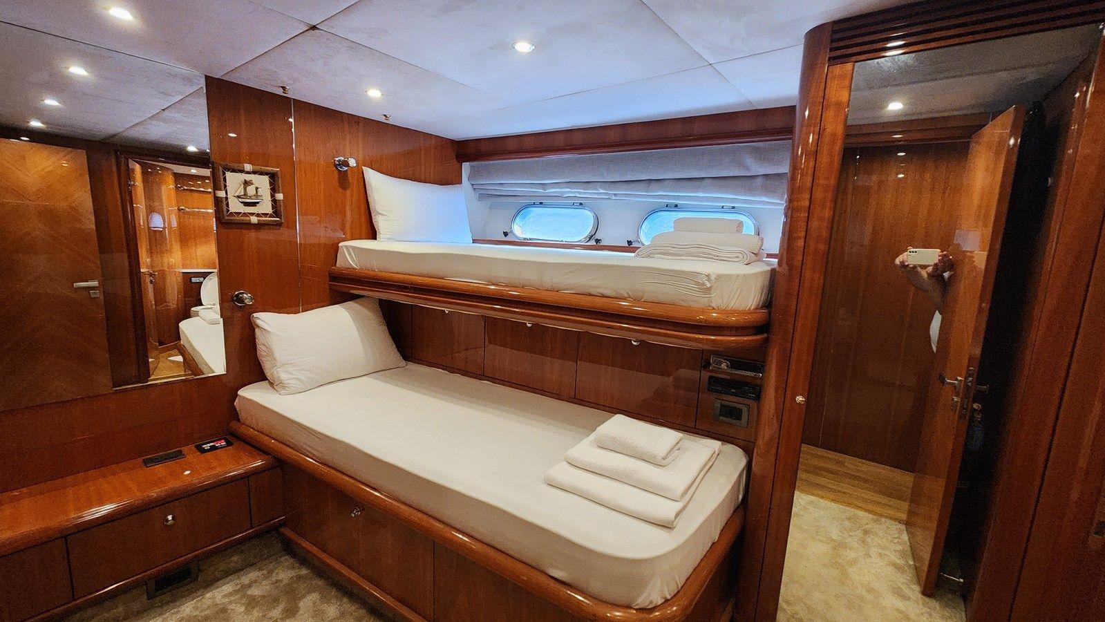 Buy a SPACE ODDITY - Sunseeker at Shestakov Yacht Sales