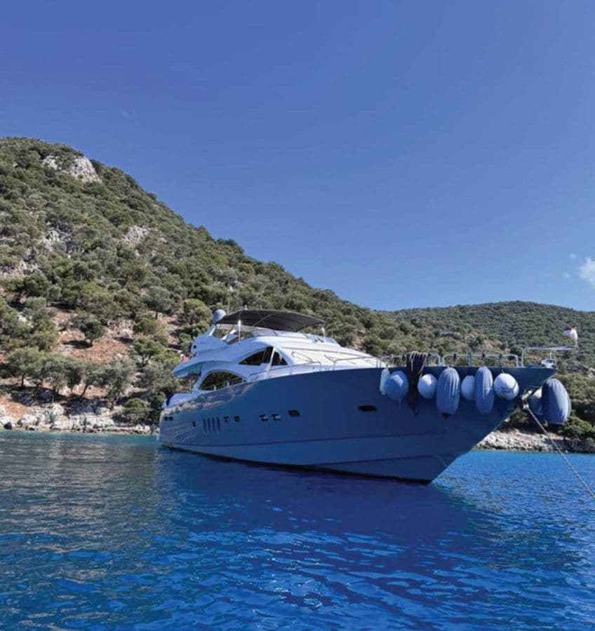 best yacht sales deals SPACE ODDITY - Sunseeker