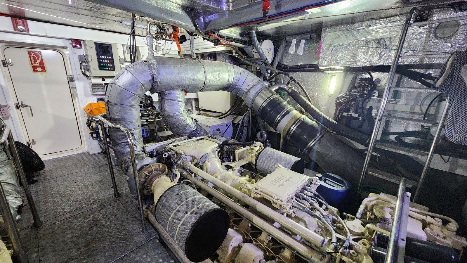 SPACE ODDITY - Sunseeker yacht sale