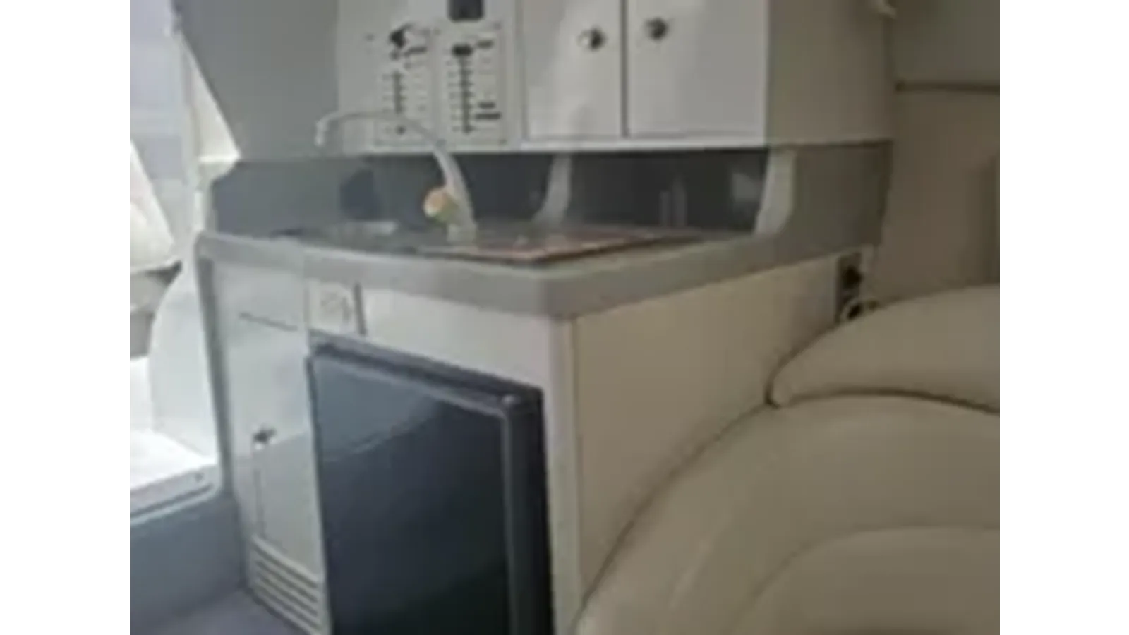 1999 Baja 342 Boss HULL ONLY NO ENGINES - BAJA yacht sale
