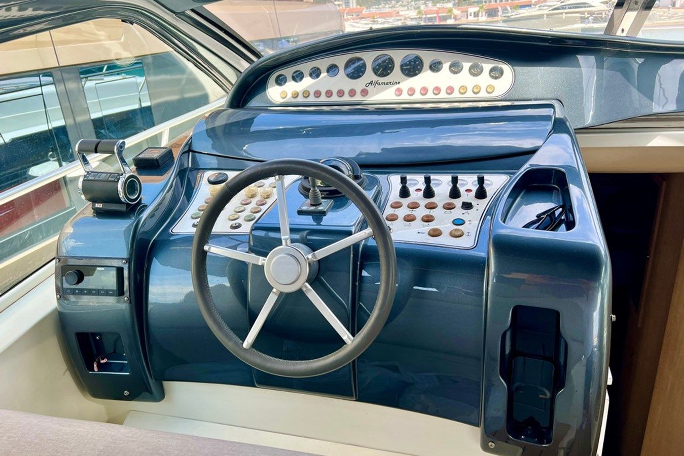 Buy a yacht ALFAMARINE 60 60