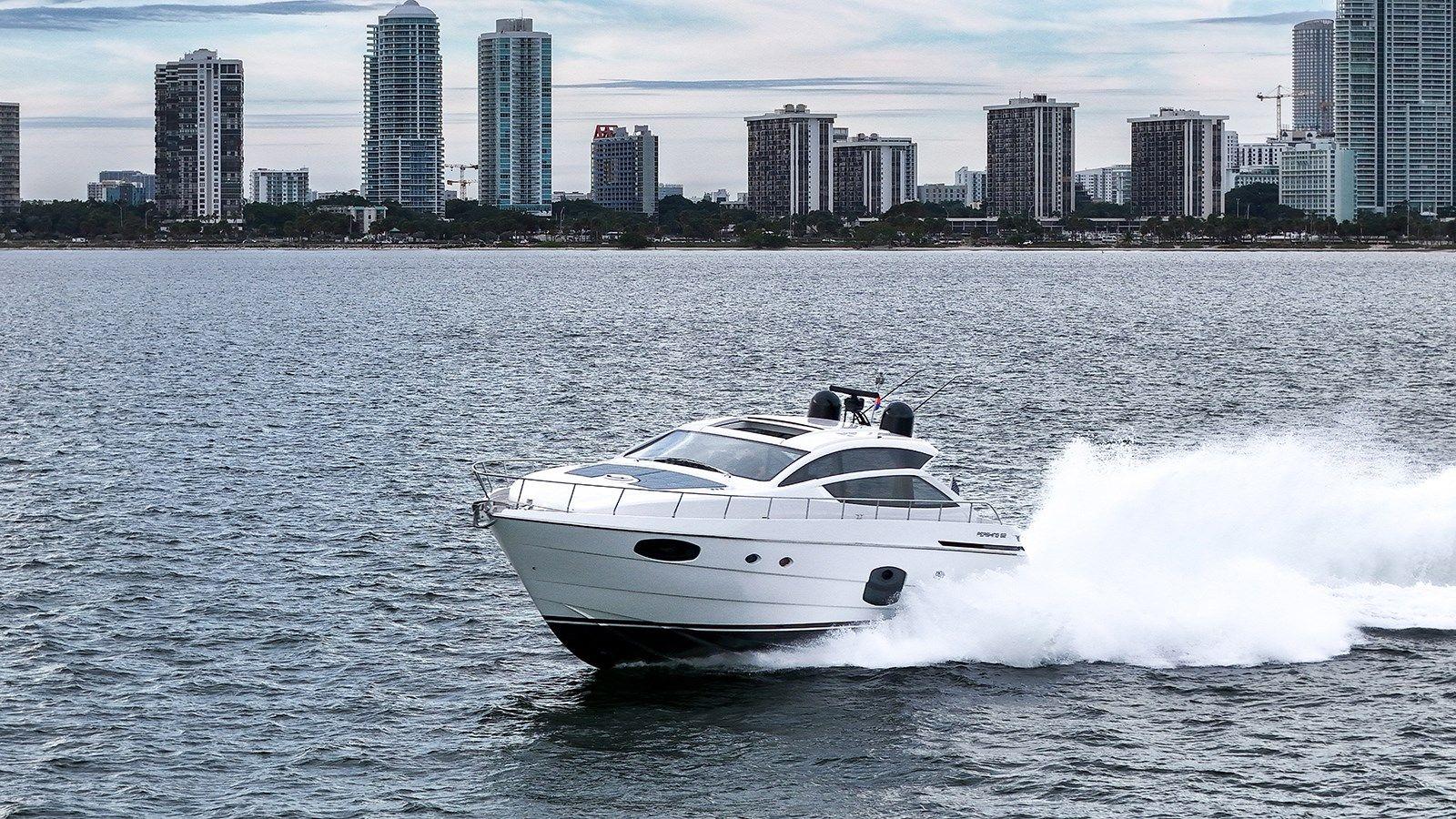 Стоимость яхты Pershing 62 - PERSHING