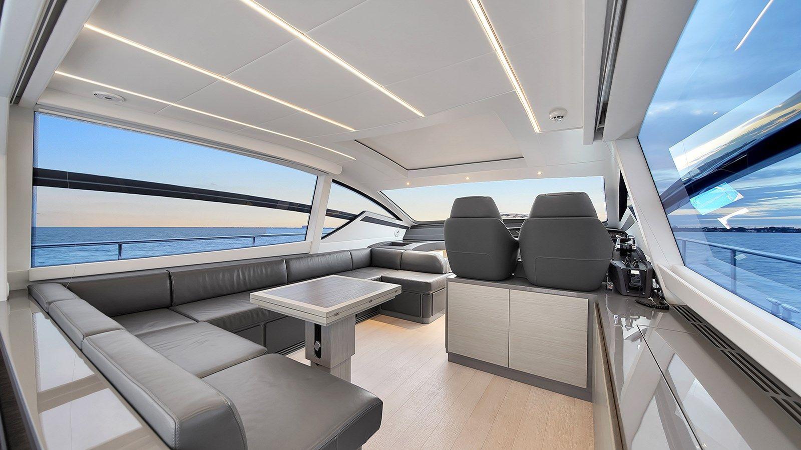 Купить Pershing 62