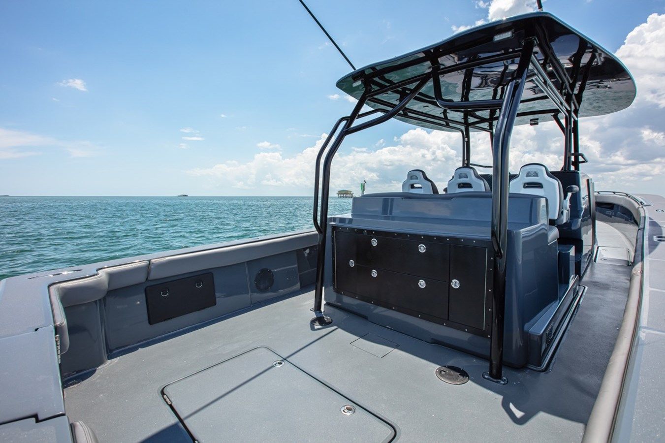 Buy a yacht STREAMLINE GREY DIESEL 45