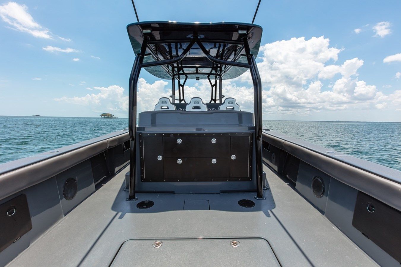 best yacht sales deals STREAMLINE GREY DIESEL