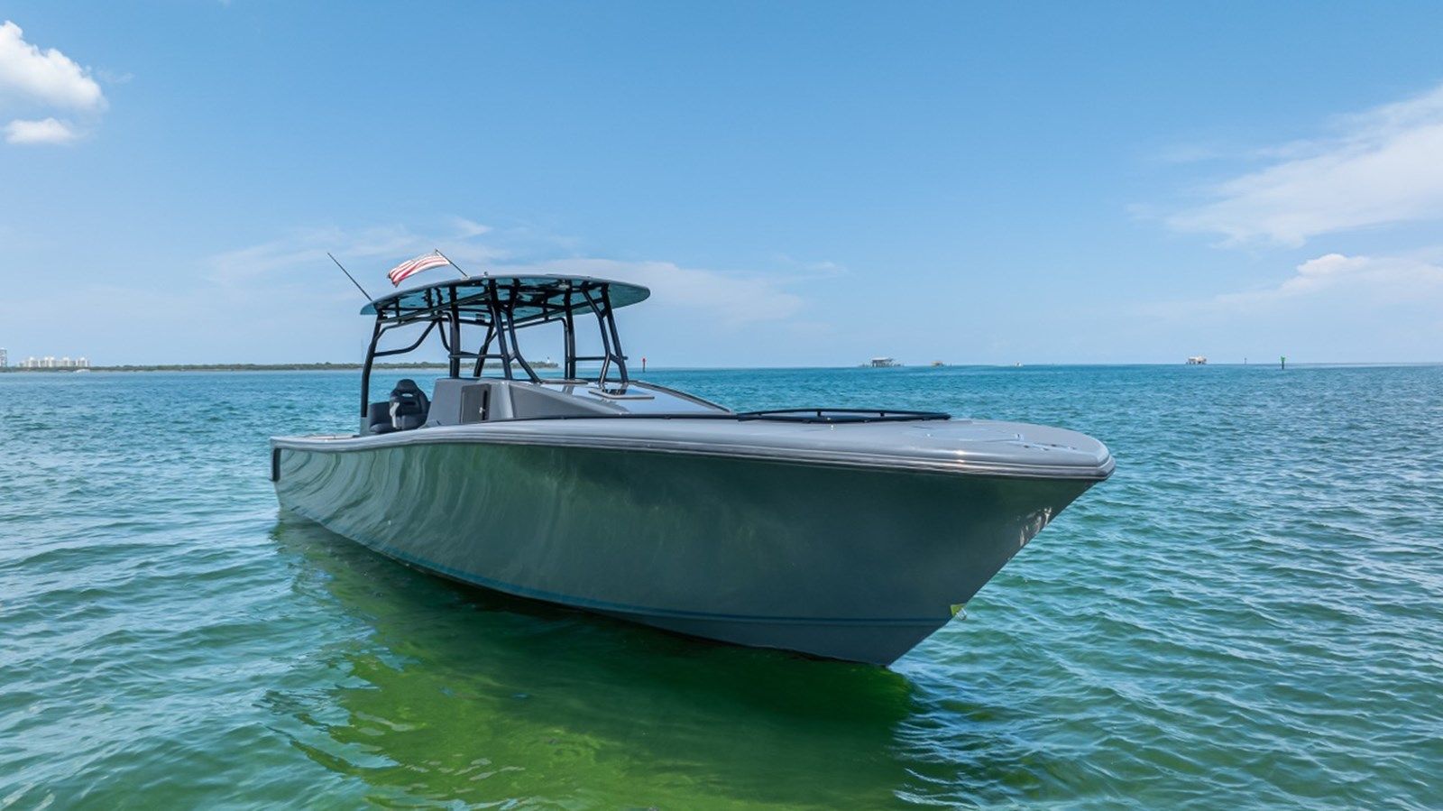 Buy a STREAMLINE GREY DIESEL - CUSTOM BOATS at Shestakov Yacht Sales