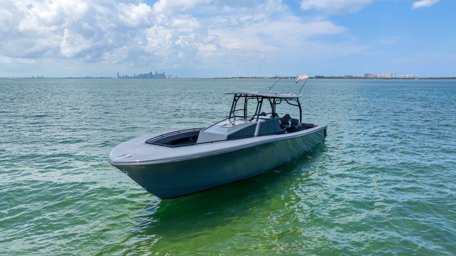 best yacht sales deals STREAMLINE GREY DIESEL - CUSTOM BOATS