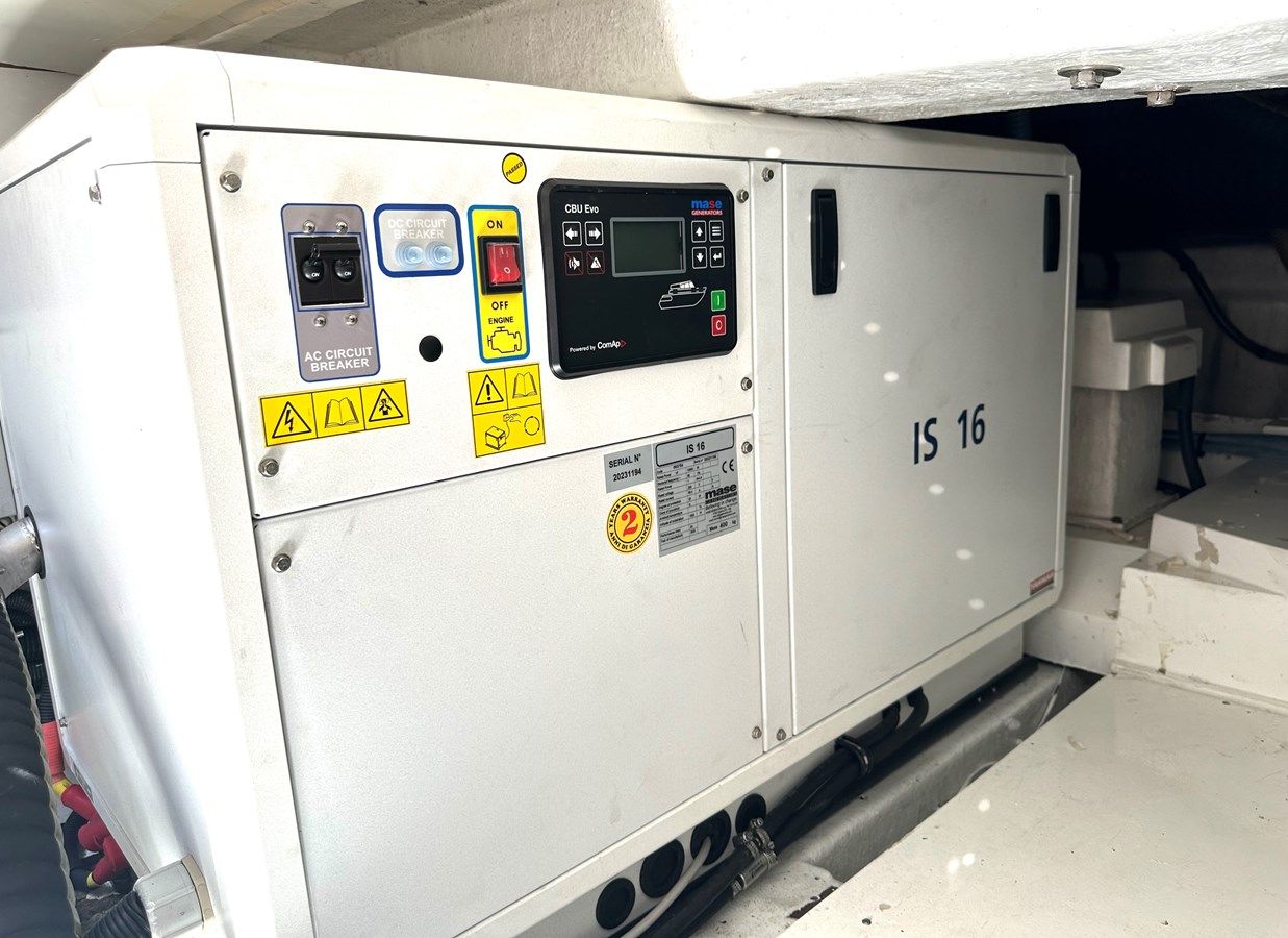 the best price on PRINCESS V58