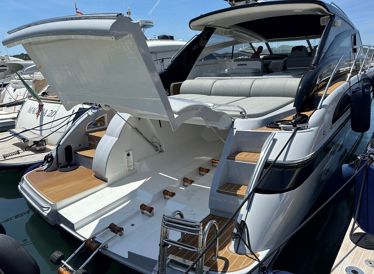 Buy a yacht PRINCESS V58 58
