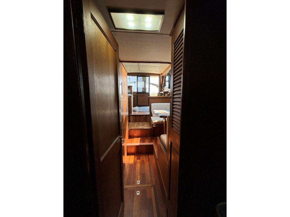 Стоимость яхты Saltwater Gospel 35 Convertible