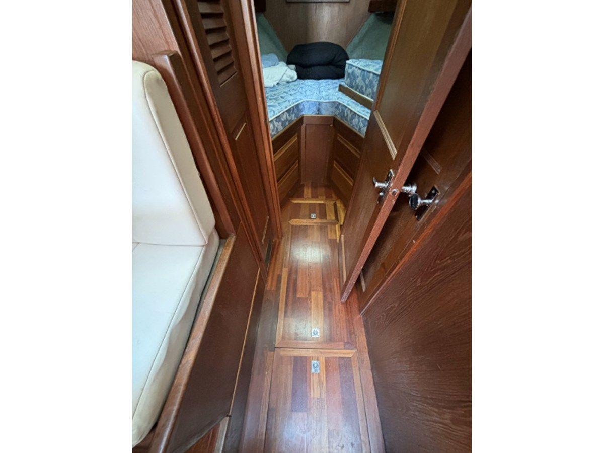 Купить Saltwater Gospel 35 Convertible