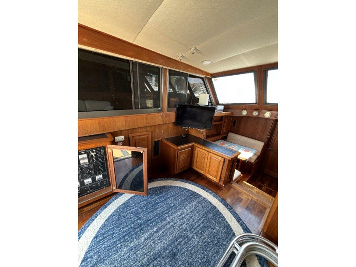 Стоимость яхты Saltwater Gospel - VIKING