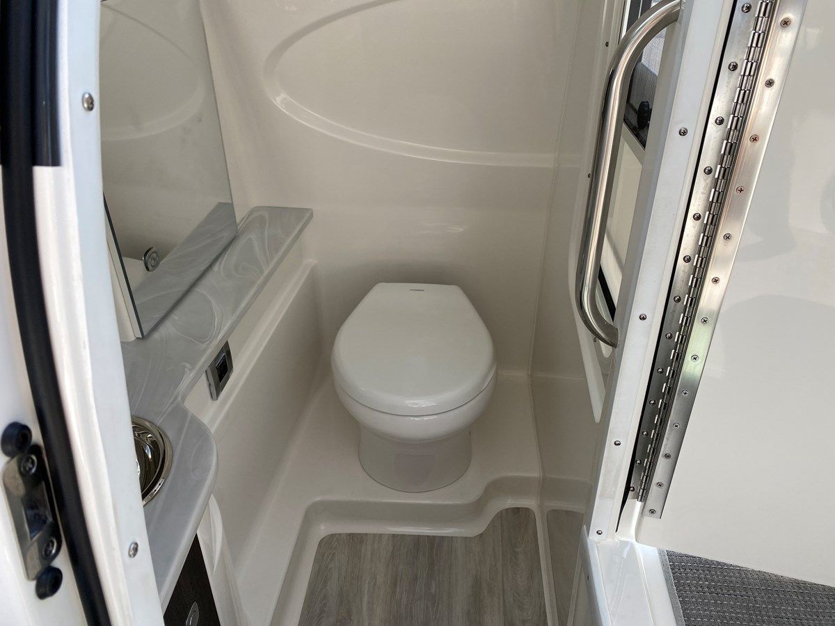 best yacht sales deals Lady Bird 2 - Formula Boats