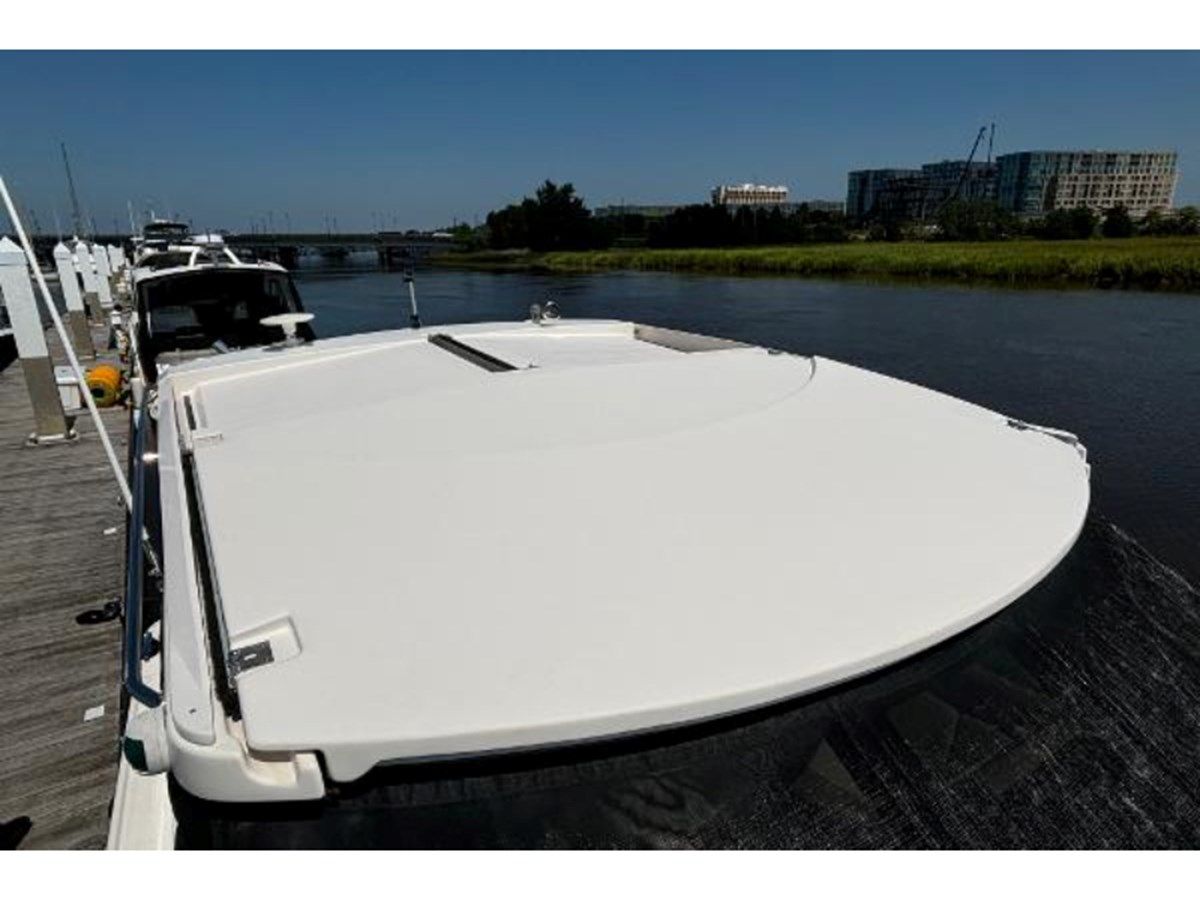 the best price on Calypso 35 Sport Coupe
