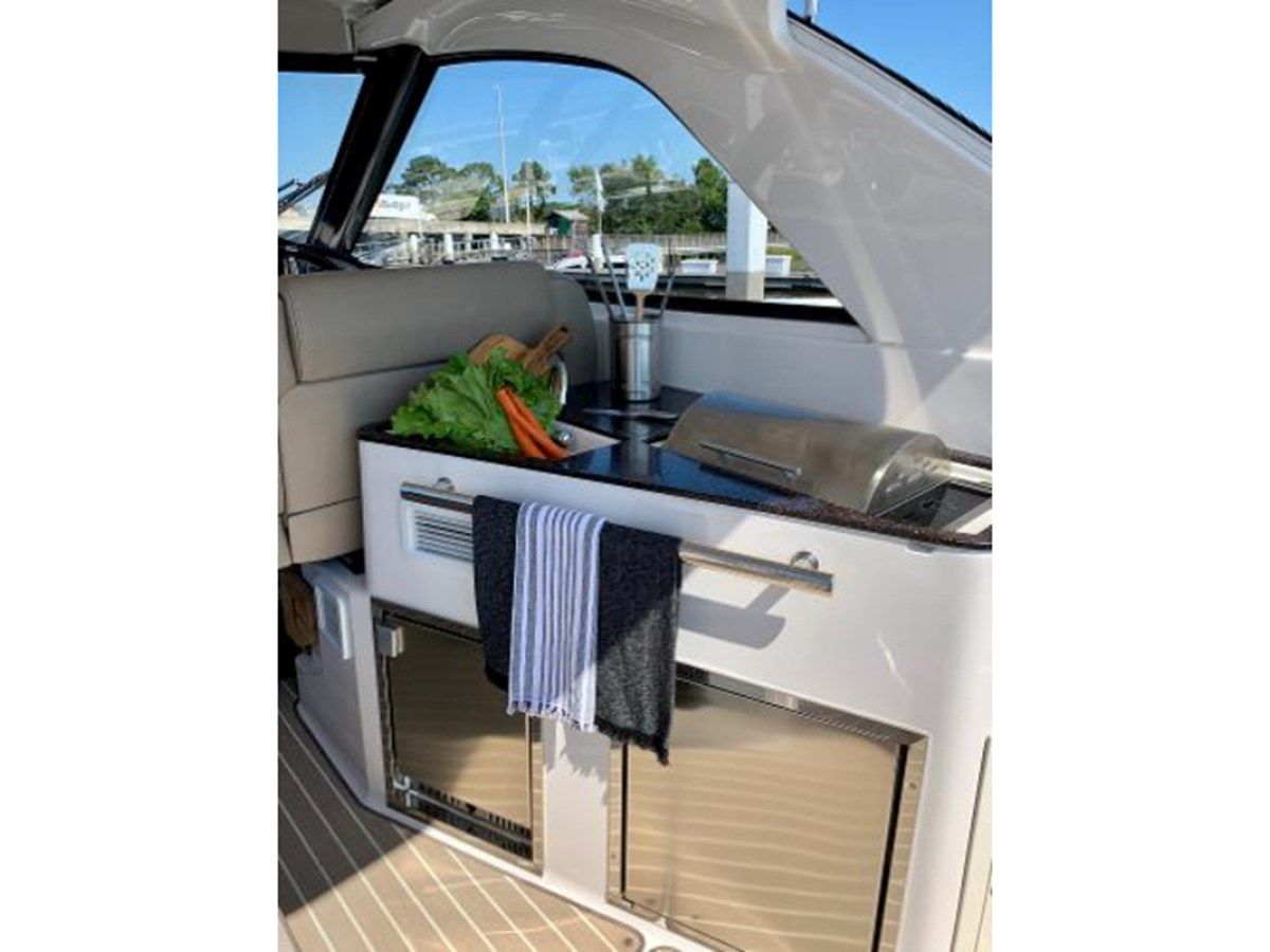 the best price on Calypso 36