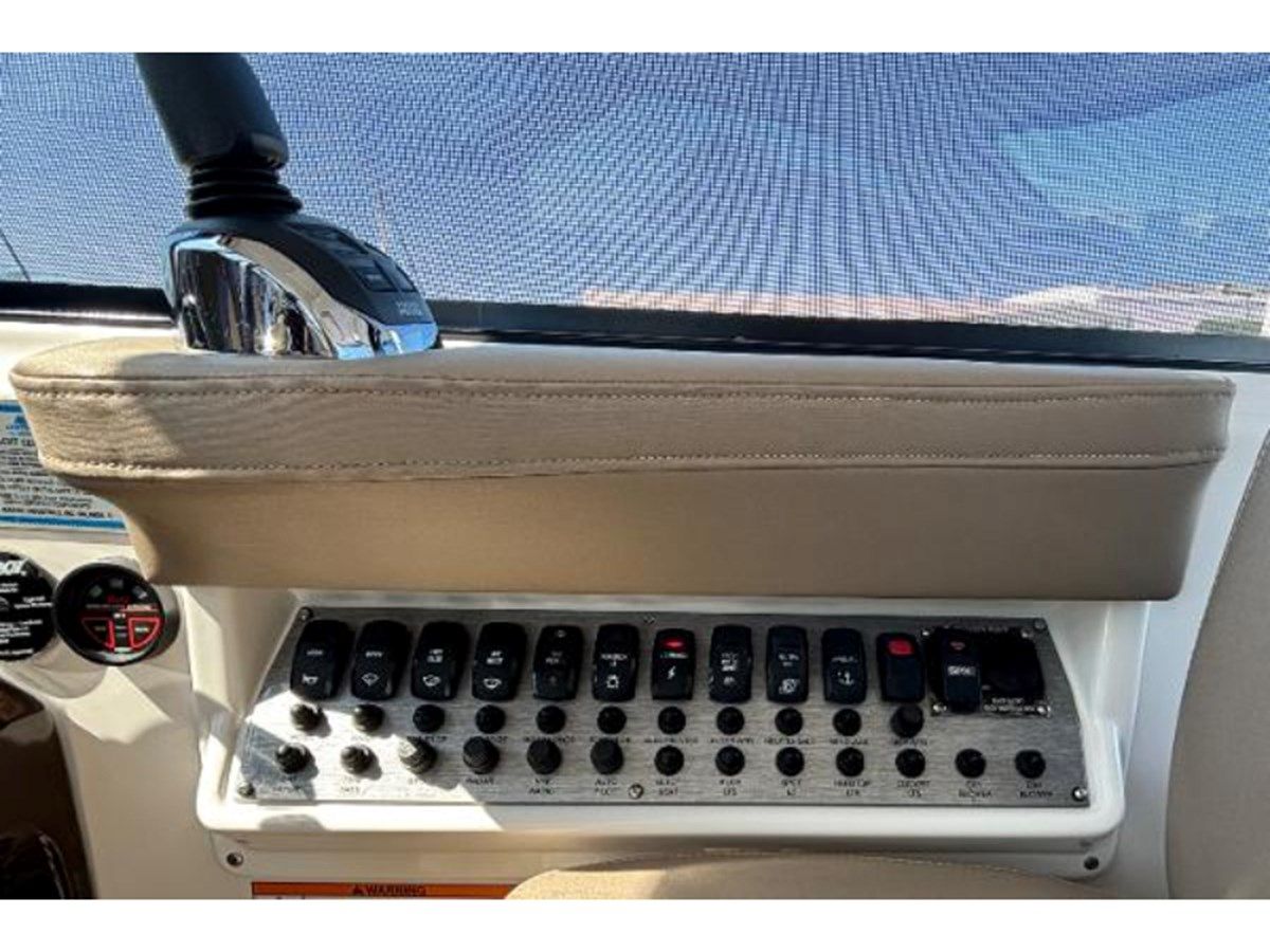 the best price on Calypso - Regal