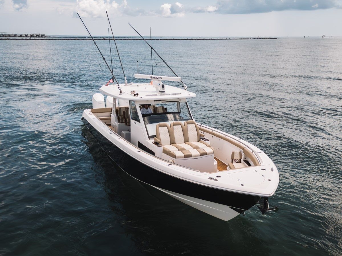 Buy a yacht Shine V - Everglades