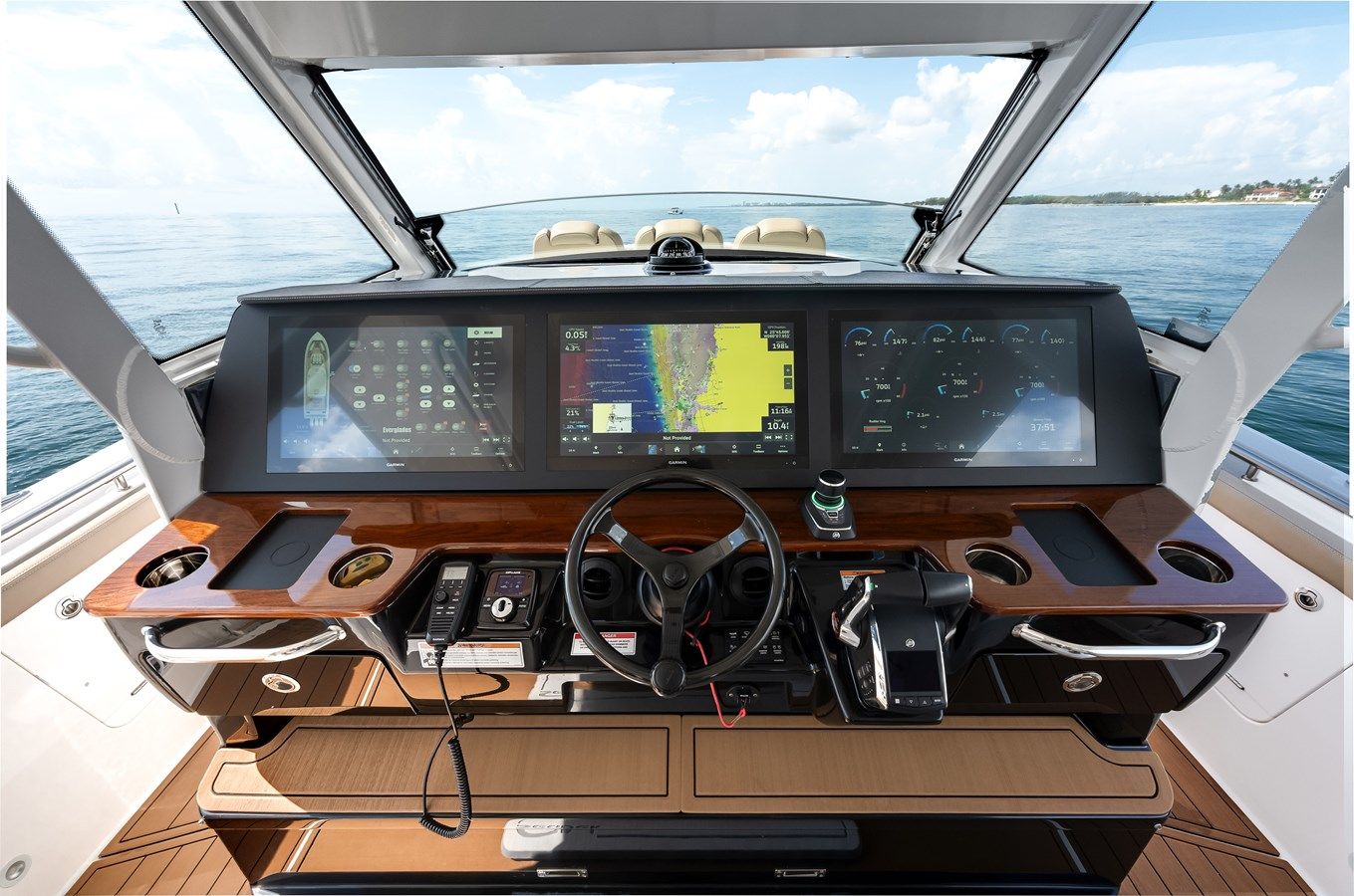 best yacht sales deals Shine V - Everglades