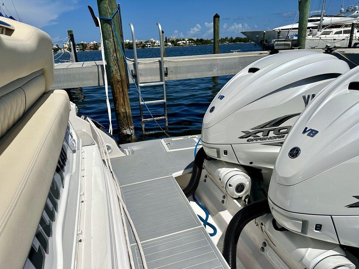 Купить яхту LITTLE STAR - Regal в Shestakov Yacht Sales