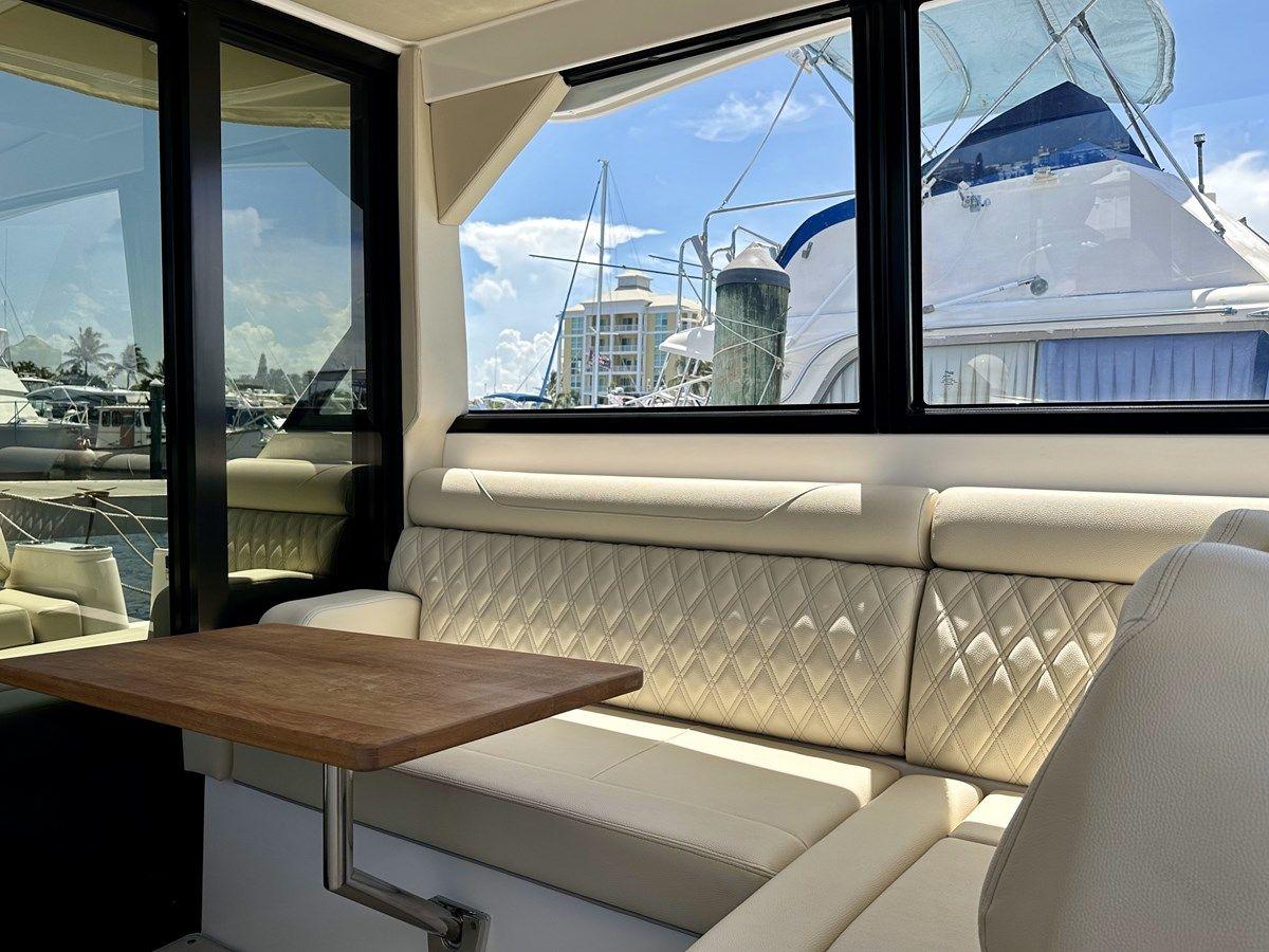 Продажа яхты LITTLE STAR 36