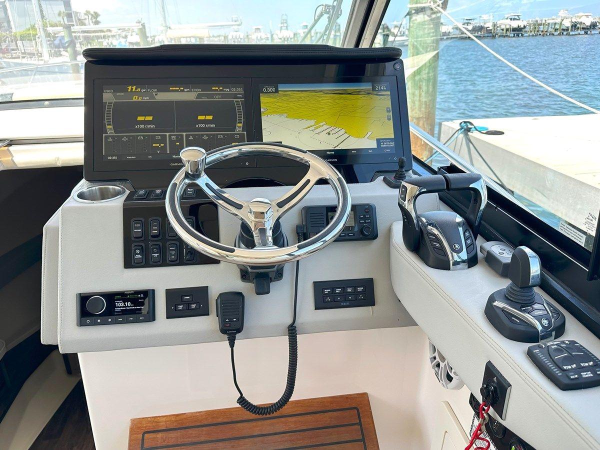 Продажа яхты LITTLE STAR XO