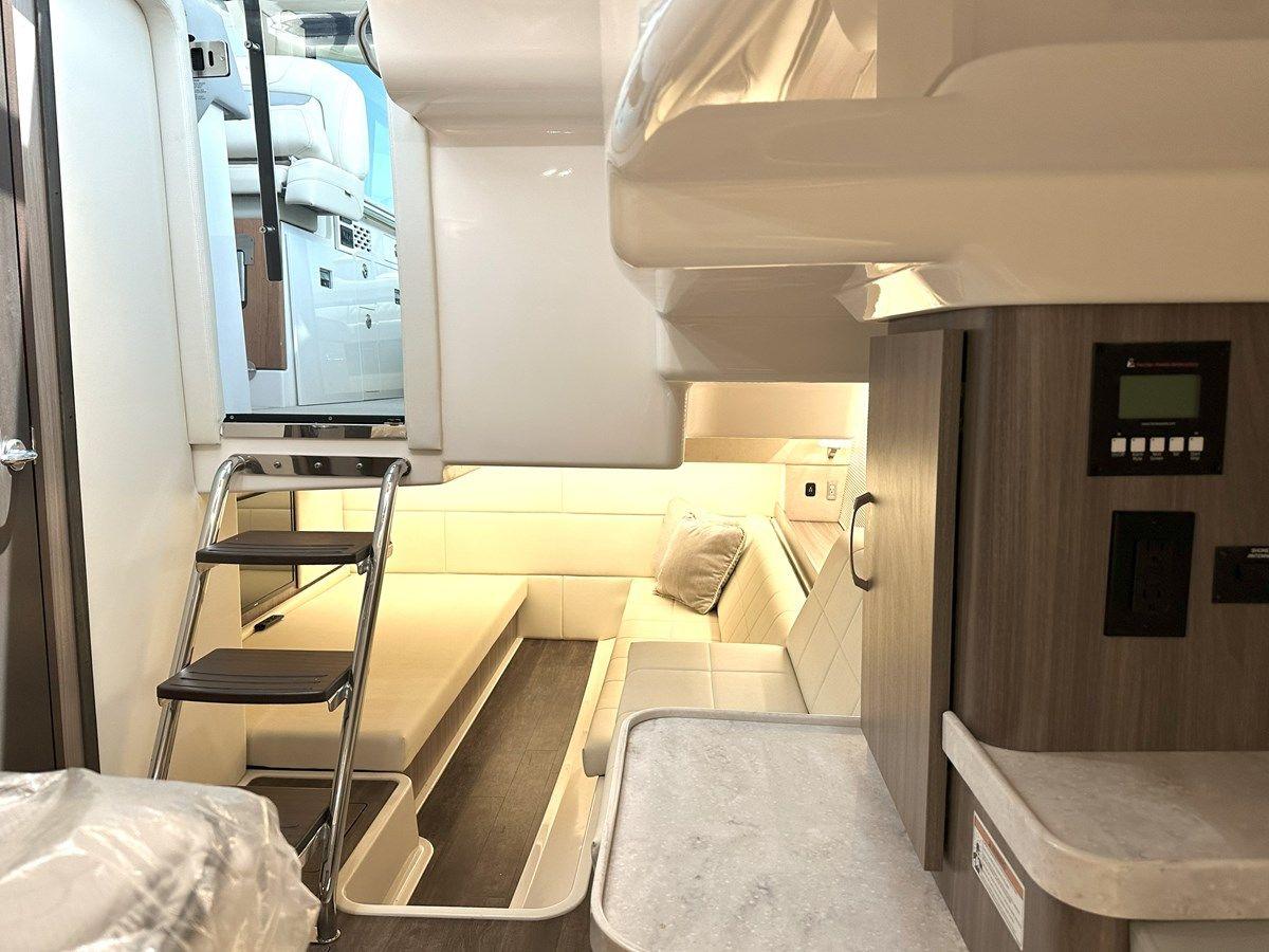 Лучшие предложения покупки яхты LITTLE STAR 2022