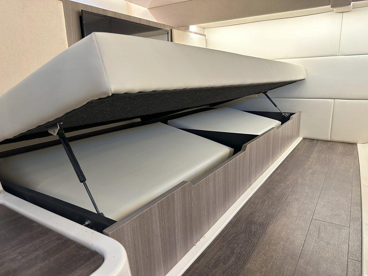 Стоимость яхты LITTLE STAR - Regal