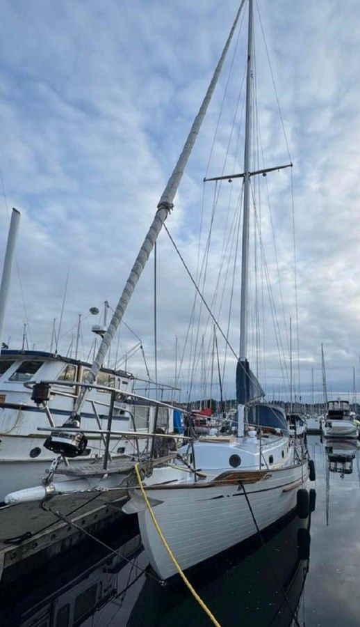 the best price on 1977 Tayana 37 42