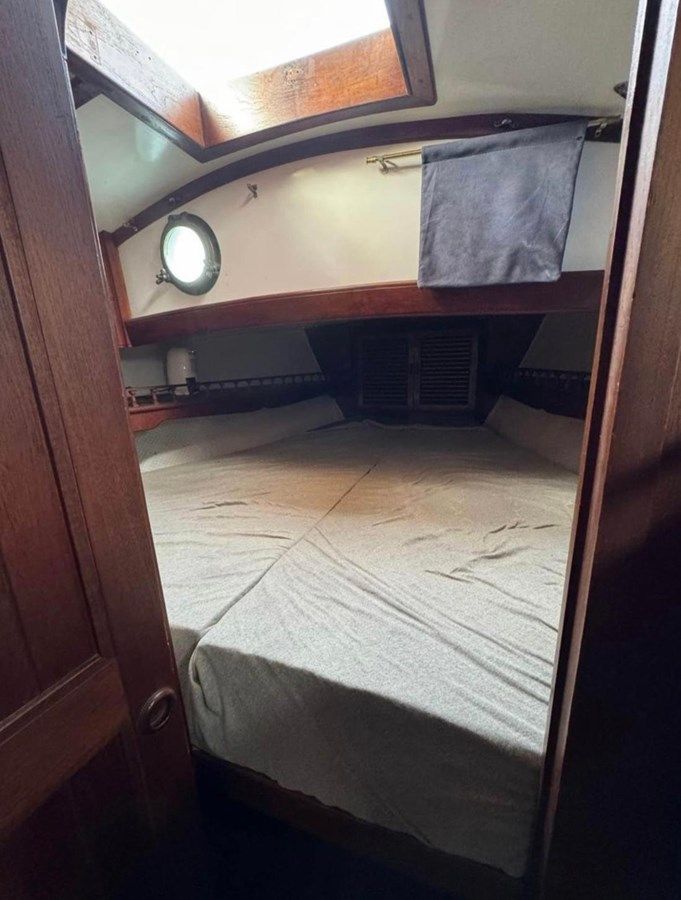 best yacht sales deals 1977 Tayana 37 - TAYANA