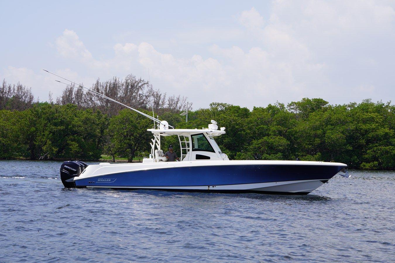 Buy a yacht Lions Den 370 Outrage
