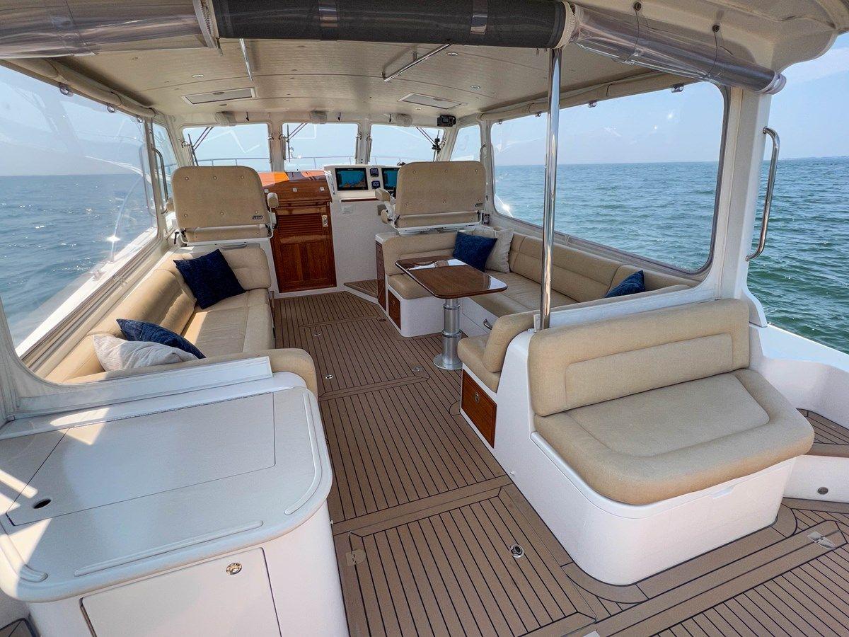 Стоимость яхты Highlander 54