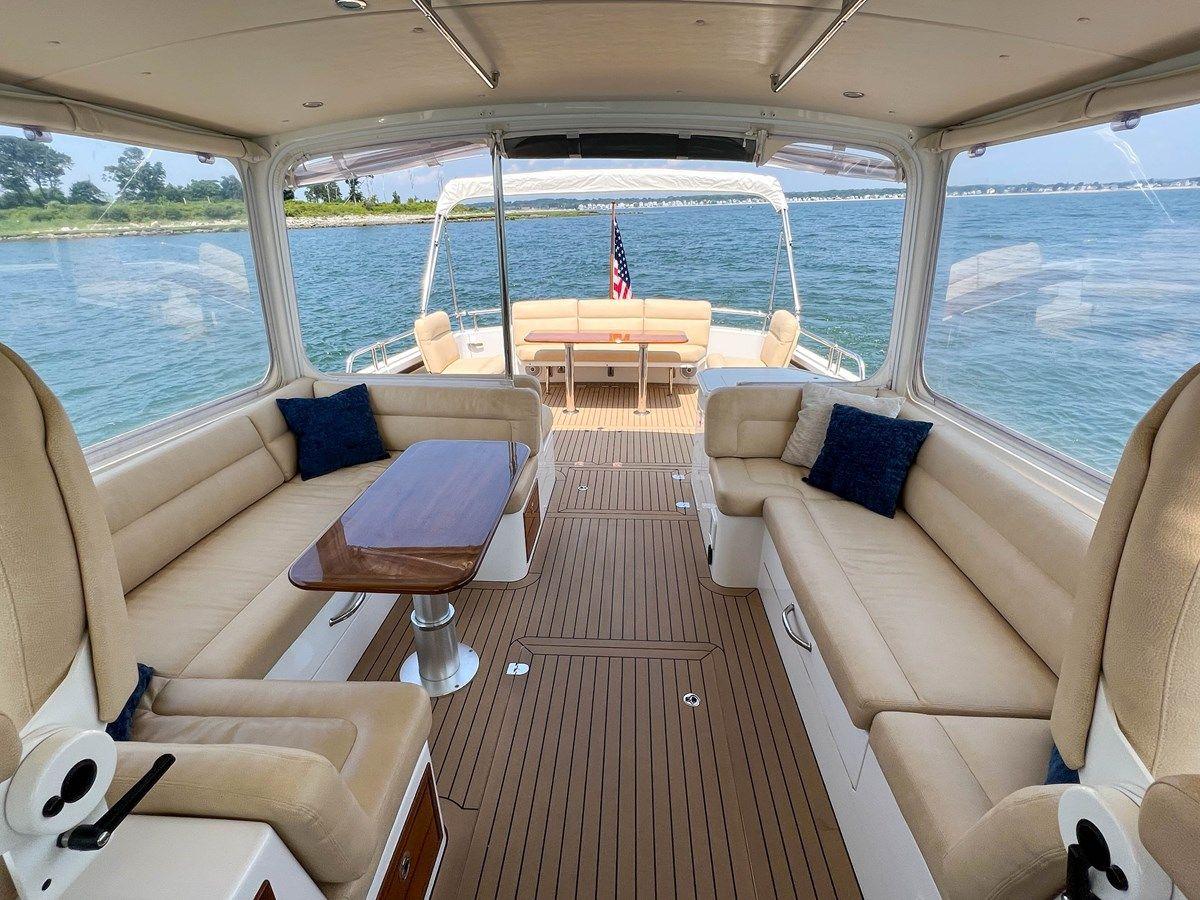 Лучшая цена на Highlander - MJM YACHTS