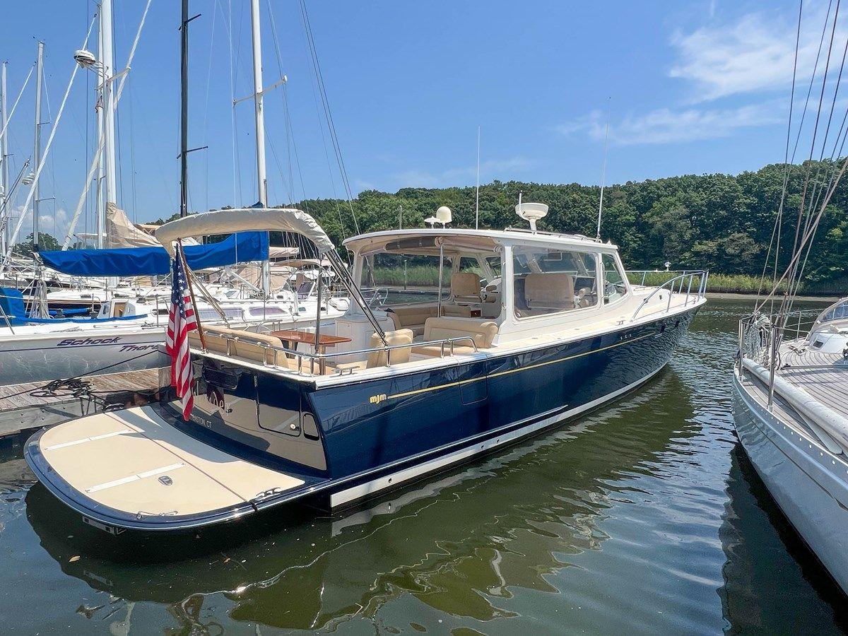 Купить яхту Highlander 54 в Shestakov Yacht Sales