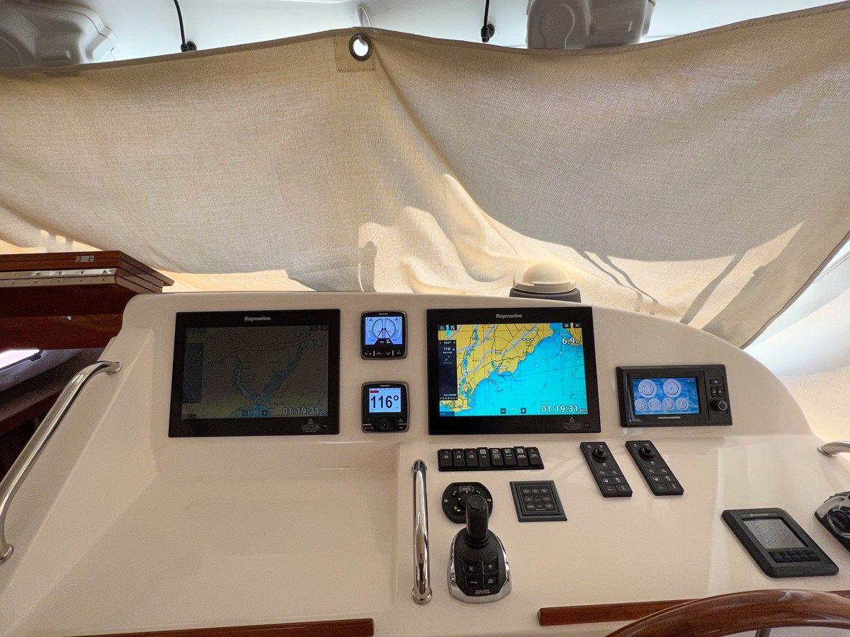 Купить Highlander - MJM YACHTS