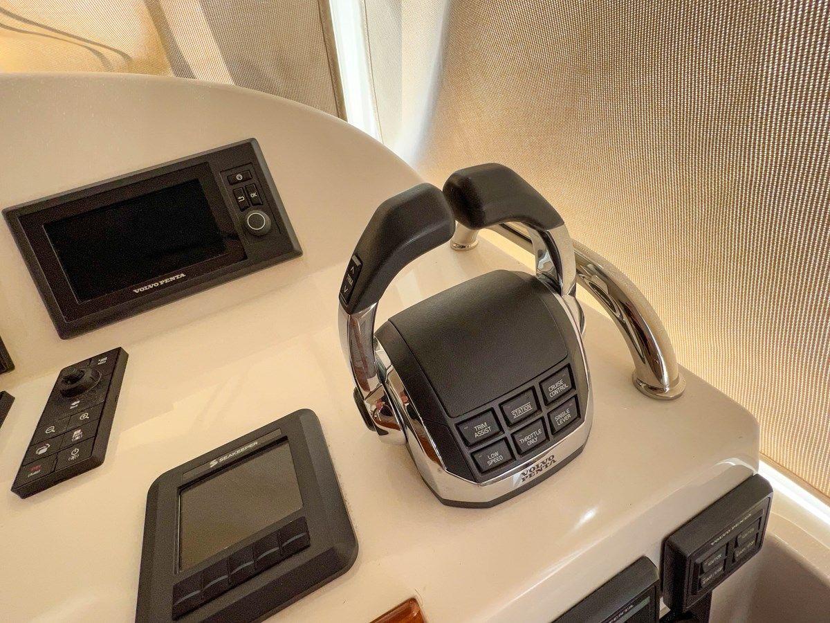 Продажа яхты Highlander - MJM YACHTS