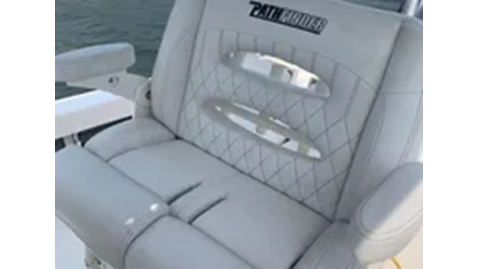 best yacht sales deals 2021 Pathfinder 2600 TRS