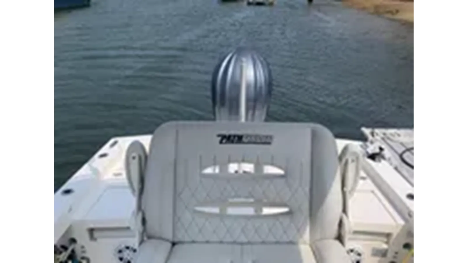 Buy a yacht 2021 Pathfinder 2600 TRS